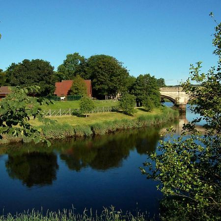 River Edge Lodges Bridge of Earn Exterior foto