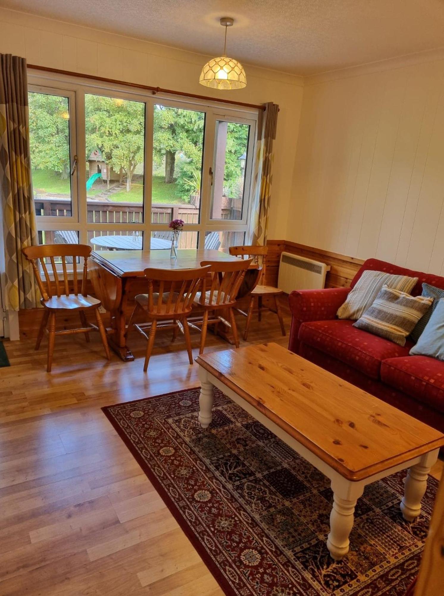 River Edge Lodges Bridge of Earn Exterior foto